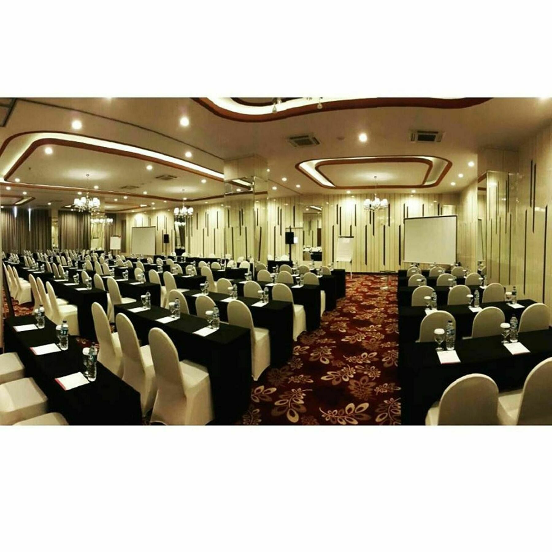 Agria Hotel ボゴール エクステリア 写真
